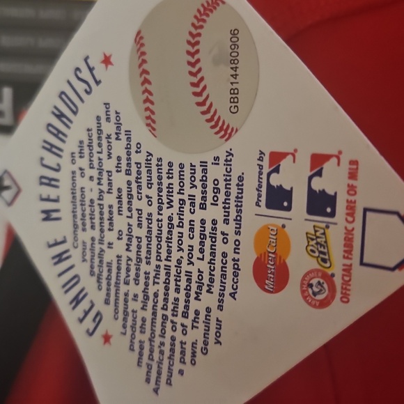 Phillies LST NWT XL - Loose Fitting - Picture 6 of 7